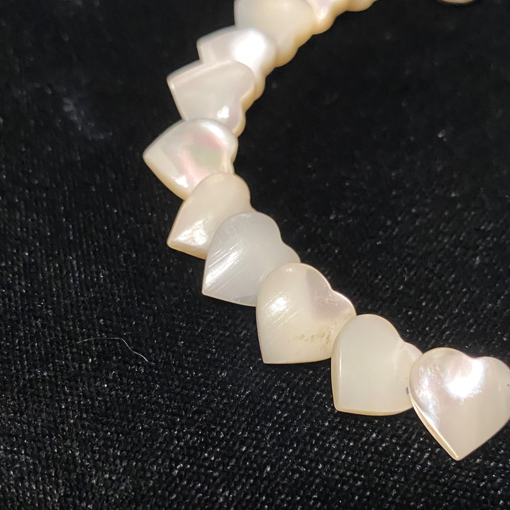 Vintage Mother of pearl Heart Shaped Cream Bracelet - Picture 10 of 16